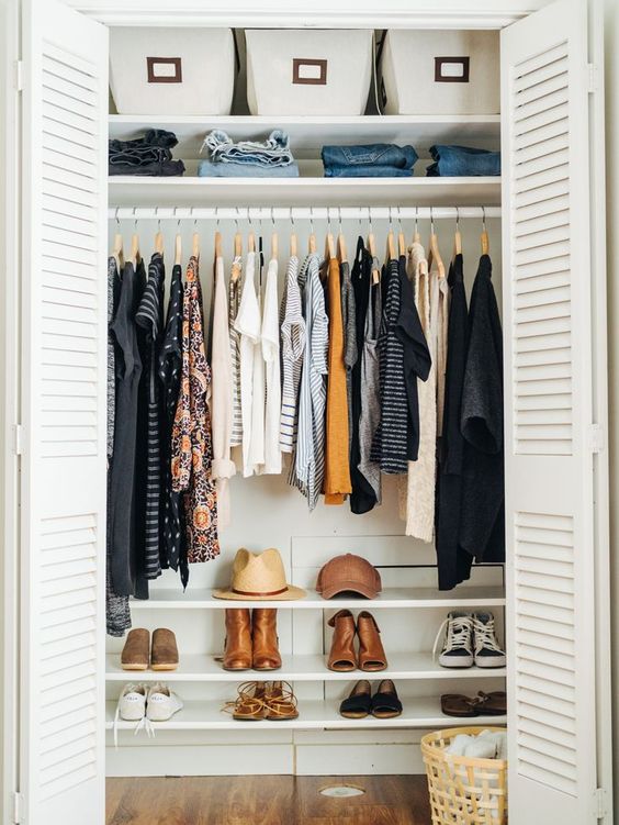 How to maximise your small closet - The Style Index